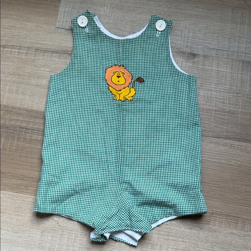 Green Checkered Kids Smock with Embroidery Lion